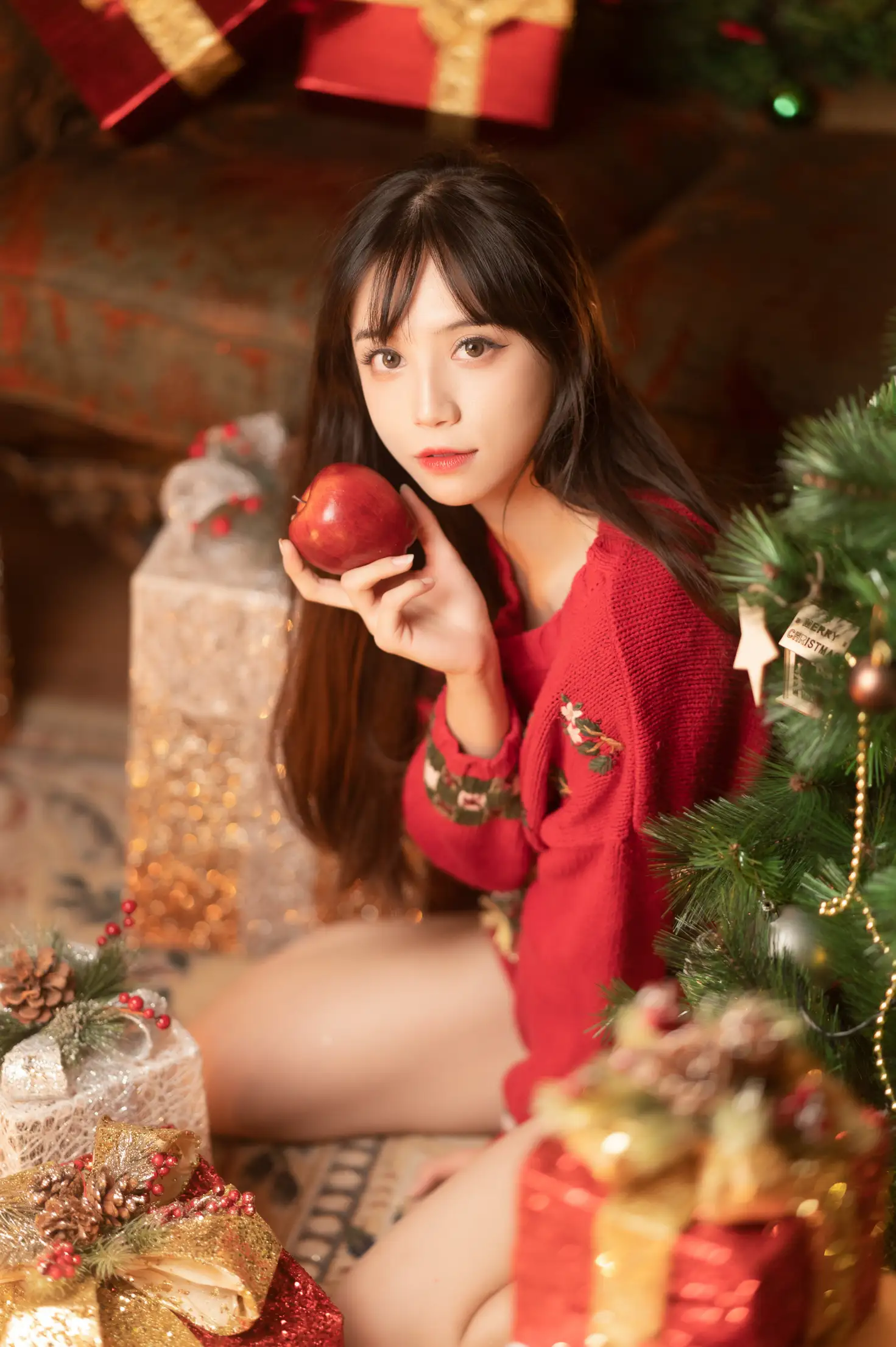 [YITUYU] 2022.05.26 Vol.0988 – Red Christmas Two plus six#[38P]-13